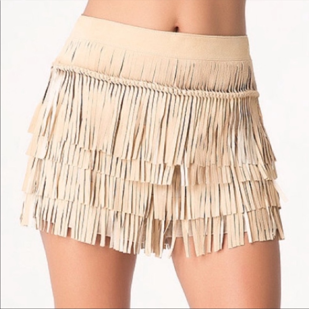 BEBE FRINGE SUEDE SHORTS 0